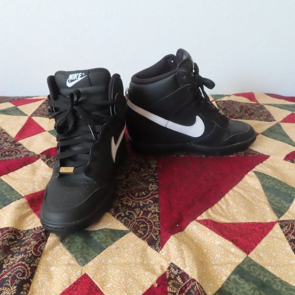 Nike iD Dunk Sky Hi Size 5 US Wedge Heel Black Sneakers Shoes 747283-994 Nike KT - Picture 1 of 9